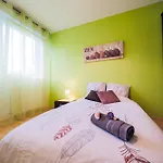 Appartement Lumineux - 2 A 6 Pers - Ideal Sejour Vosges, Alsace - Velo & Randonnee شقة تان