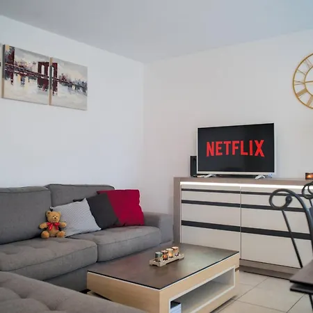 Apartment Lumineux, 80m², Proche Des Vosges Thann